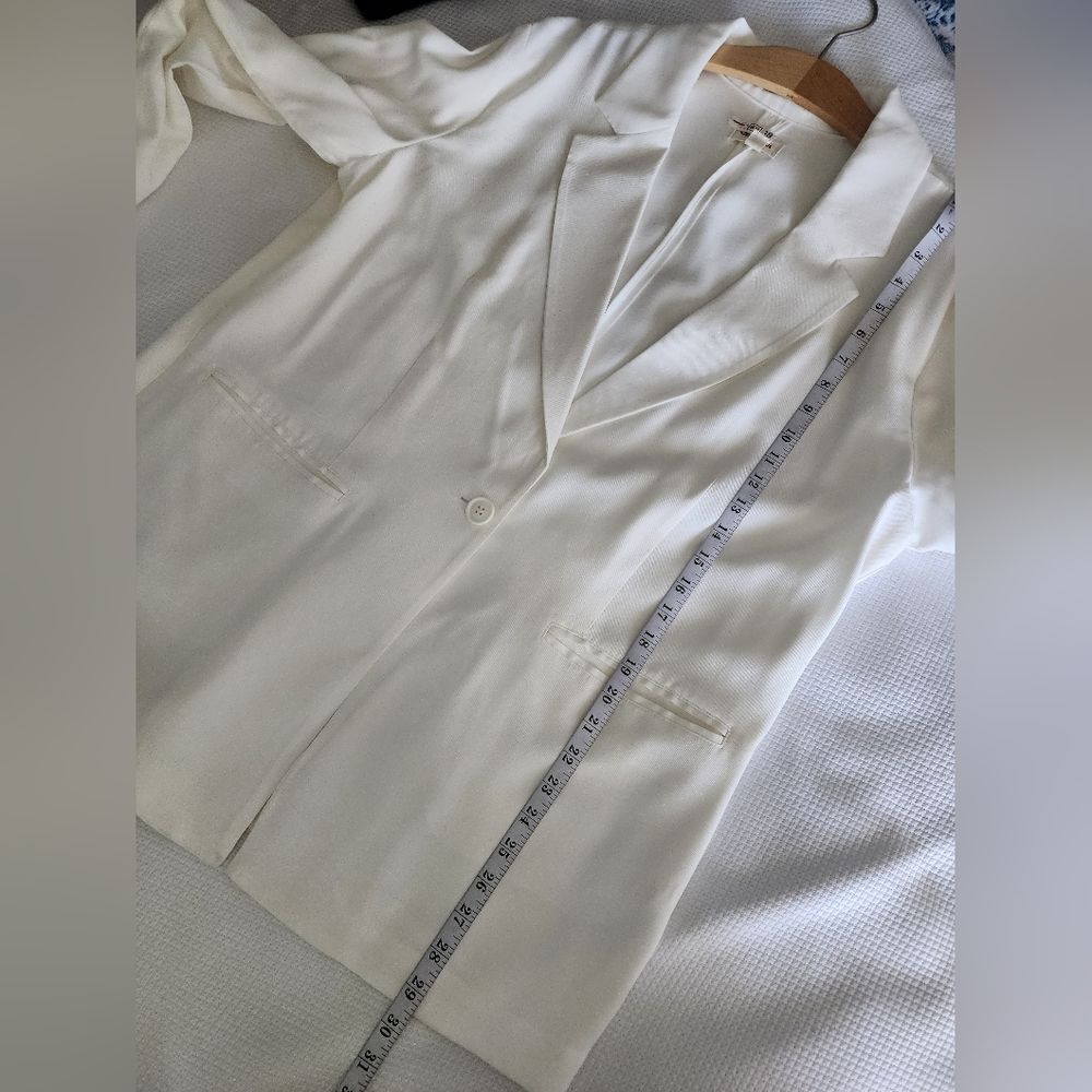 Open Edit Button Front Minimalist Versatile White… - image 7